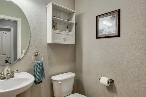 1563 Spanish Bay Dr, Redding, CA 96003 photo 32