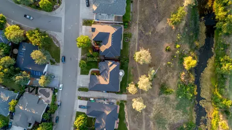 1563 Spanish Bay Dr, Redding, CA 96003 photo 55