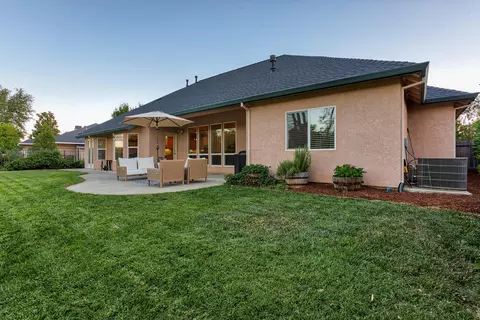 1563 Spanish Bay Dr, Redding, CA 96003 photo 46