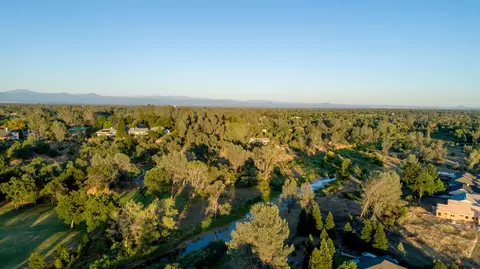 1563 Spanish Bay Dr, Redding, CA 96003 photo 57