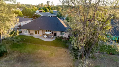 1563 Spanish Bay Dr, Redding, CA 96003 photo 49
