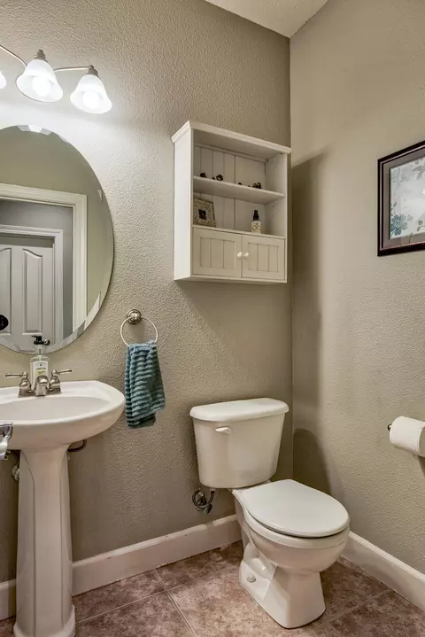 1563 Spanish Bay Dr, Redding, CA 96003 photo 33