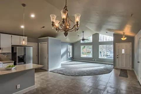 496 Bedrock Ln, Redding, CA 96003 photo 4