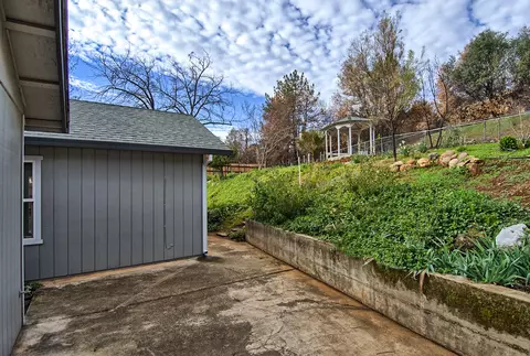 496 Bedrock Ln, Redding, CA 96003 photo 37