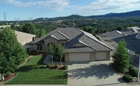 4755 Brincard St, Redding, CA 96003 photo 1