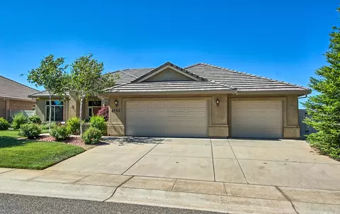 4755 Brincard St, Redding, CA 96003 photo 4