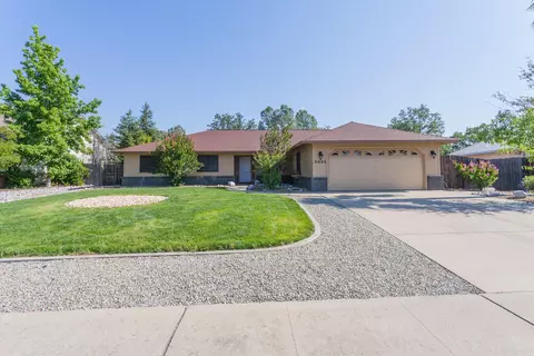 3032 Sunglow Dr, Redding, CA 96001 photo 1