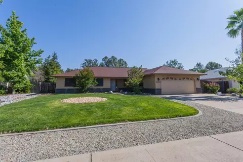 3032 Sunglow Dr, Redding, CA 96001 photo 5