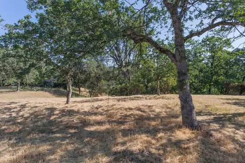 3032 Sunglow Dr, Redding, CA 96001 photo 35