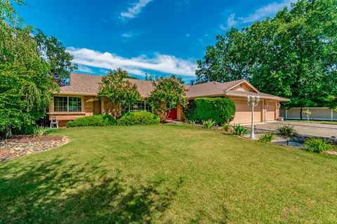 5247 Morning Dew Way, Redding, CA 96001 photo 4