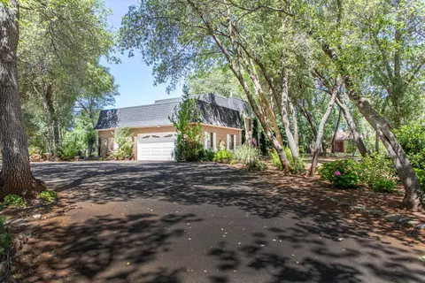 4050 Alta Campo Dr, Redding, CA 96002 photo 43