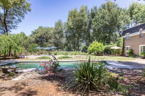 4050 Alta Campo Dr, Redding, CA 96002 photo 48