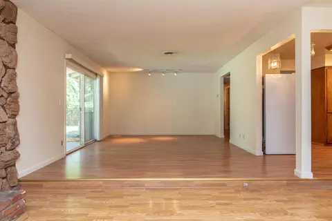 6707 Reflection St, Redding, CA 96001 photo 8