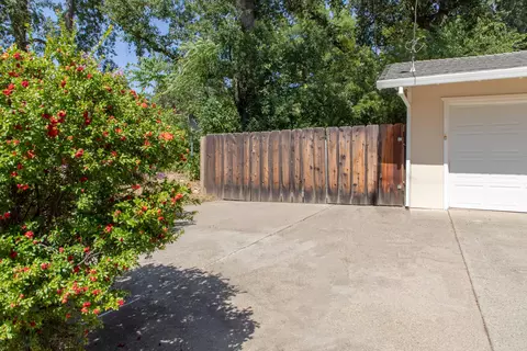 6707 Reflection St, Redding, CA 96001 photo 29