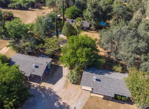 2414 Marlene Ave, Redding, CA 96002 photo 2