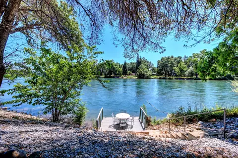 6328 Quail Creek Rd, Redding, CA 96002 photo 2