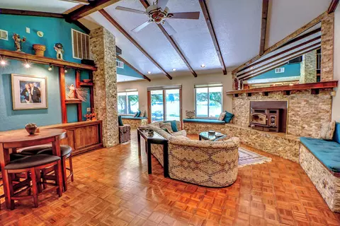 6328 Quail Creek Rd, Redding, CA 96002 photo 3
