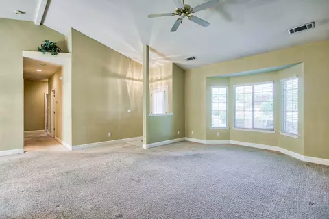1681 Galway Dr, Redding, CA 96001 photo 4