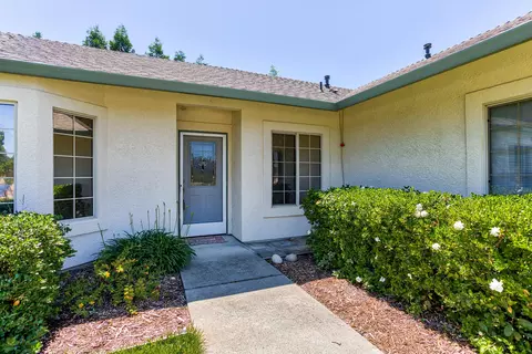 1681 Galway Dr, Redding, CA 96001 photo 2