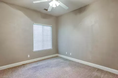 1681 Galway Dr, Redding, CA 96001 photo 10