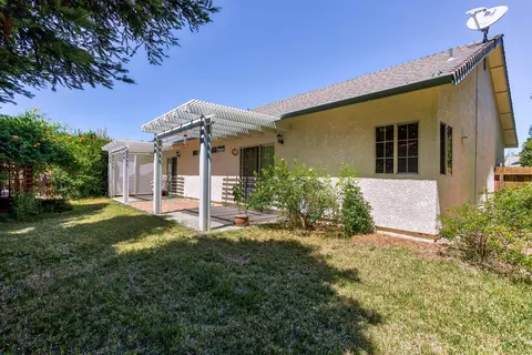 1681 Galway Dr, Redding, CA 96001 photo 17