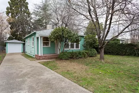 2036 Verda St, Redding, CA 96001 photo 1