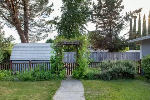 3275 Harlan Dr, Redding, CA 96003 photo 25