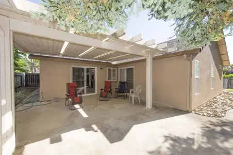 5891 Fairmont Dr, Redding, CA 96003 photo 20