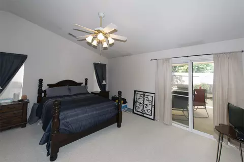 5891 Fairmont Dr, Redding, CA 96003 photo 13