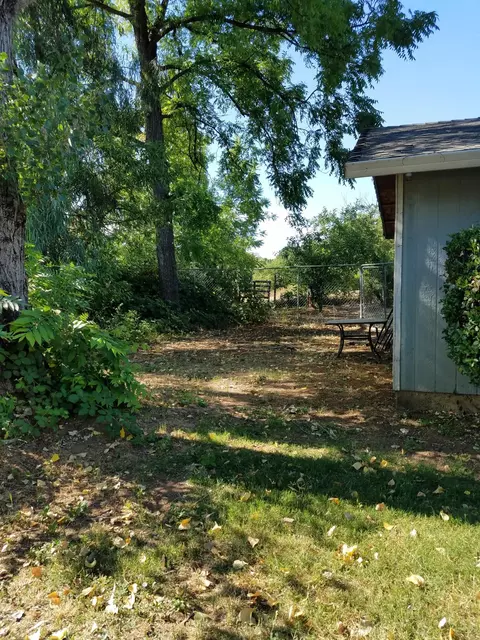 19216 W Niles Ln, Redding, CA 96002 photo 17