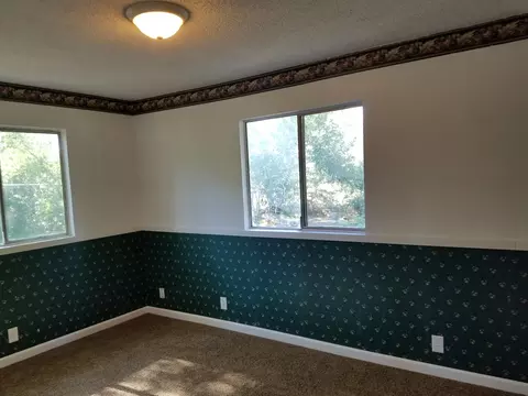 19216 W Niles Ln, Redding, CA 96002 photo 10