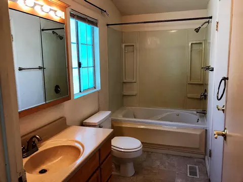 21226 Joanna Way, Redding, CA 96003 photo 8