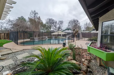 1355 Carla Cir, Redding, CA 96003 photo 25