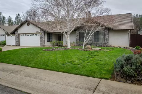 1355 Carla Cir, Redding, CA 96003 photo 1