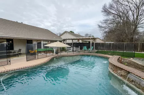1355 Carla Cir, Redding, CA 96003 photo 17