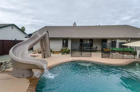 1355 Carla Cir, Redding, CA 96003 photo 18