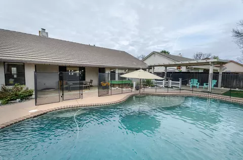 1355 Carla Cir, Redding, CA 96003 photo 26