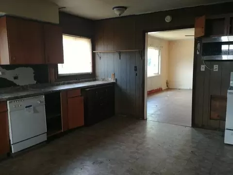 363 Jackson St, Weed, CA 96094 photo 10