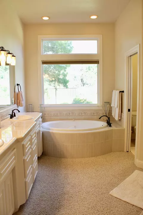 1619 Spanish Bay Dr, Redding, CA 96003 photo 22