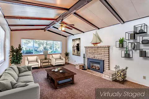 513 Estate St, Redding, CA 96002 photo 3