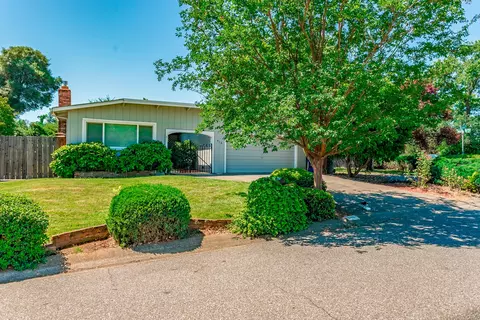 513 Estate St, Redding, CA 96002 photo 29