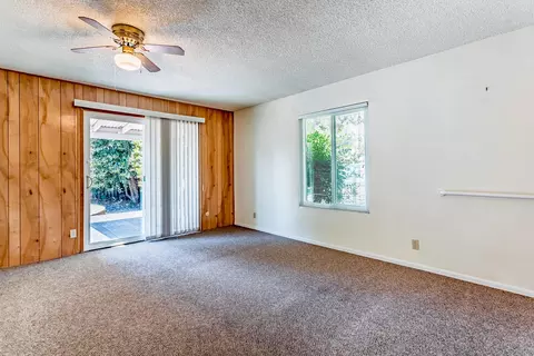 513 Estate St, Redding, CA 96002 photo 15
