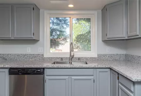 2224 Sageway Dr, Redding, CA 96003 photo 7