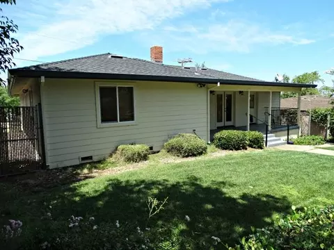 2235 Placer St, Redding, CA 96001 photo 8