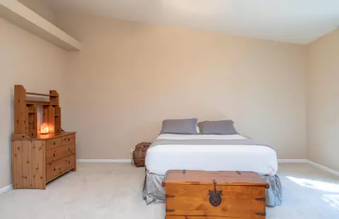1887 Galway Dr, Redding, CA 96001 photo 8