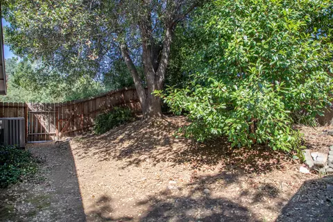 1887 Galway Dr, Redding, CA 96001 photo 33