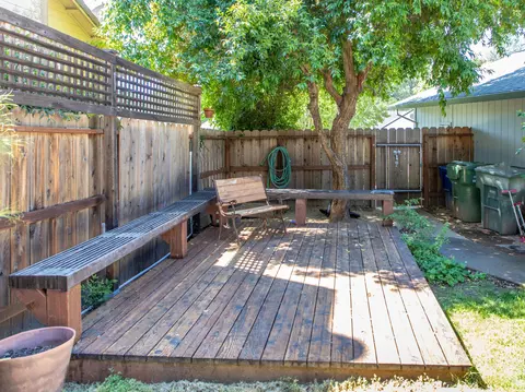 1887 Galway Dr, Redding, CA 96001 photo 39