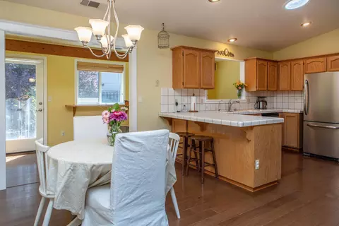 1887 Galway Dr, Redding, CA 96001 photo 25