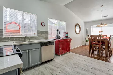 1234 Grouse Dr, Redding, CA 96003 photo 8