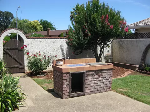 2615 Avola St, Redding, CA 96002 photo 3